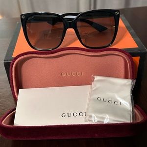 Gucci Sunglasses (GG0022S)
